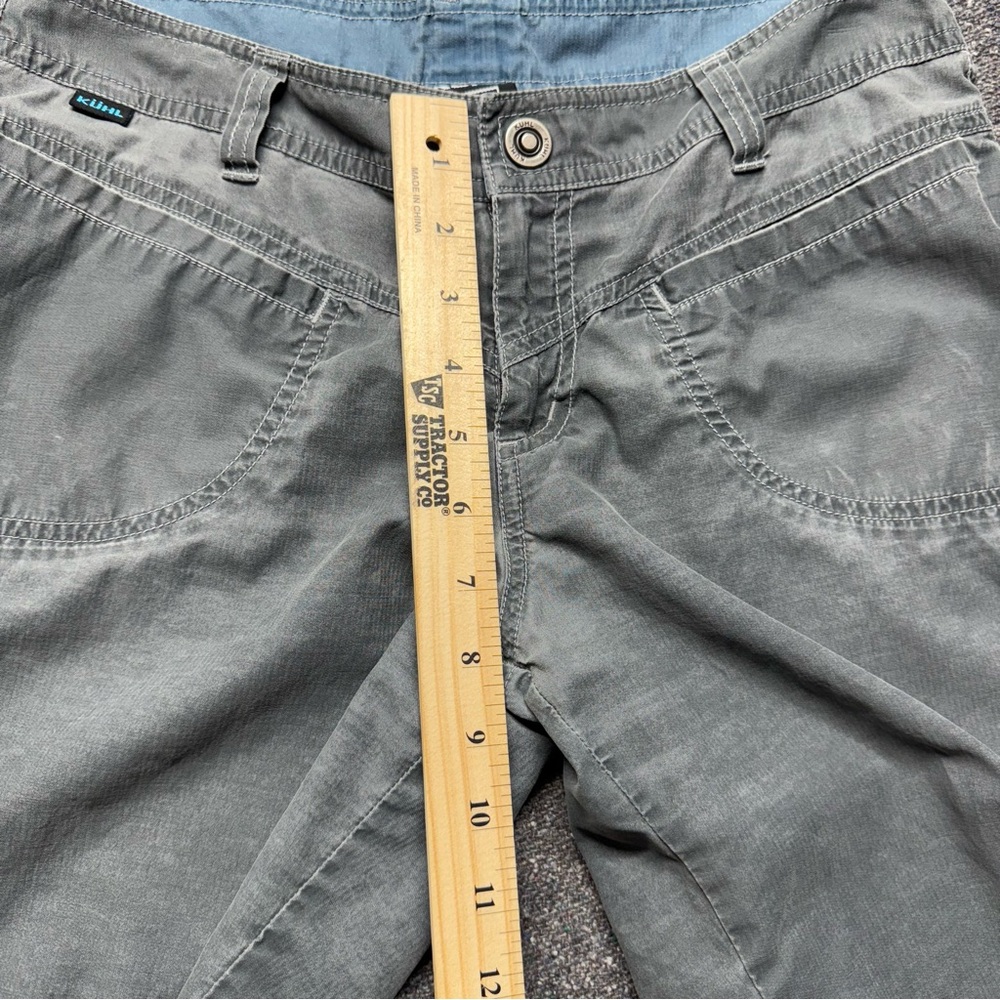 Kuhl Gray Lightweight Shorts Size 6 - Picture 4 of 9